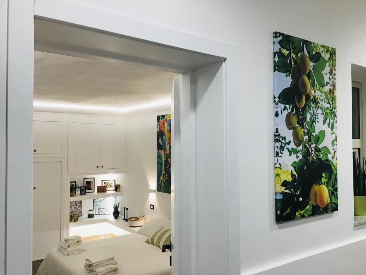 Lavica Di Mezzo Apartments Катания Экстерьер фото