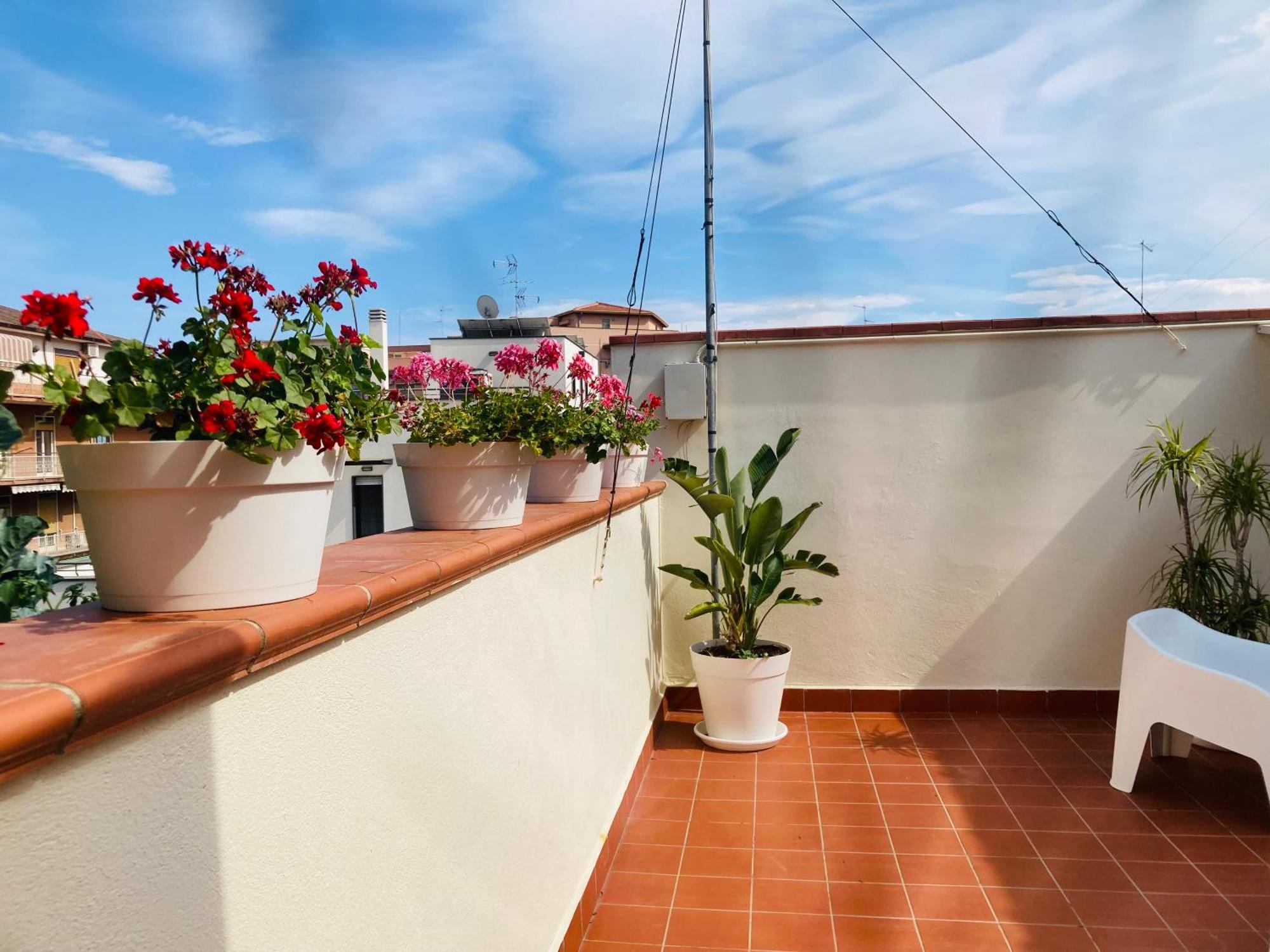 Lavica Di Mezzo Apartments Катания Экстерьер фото